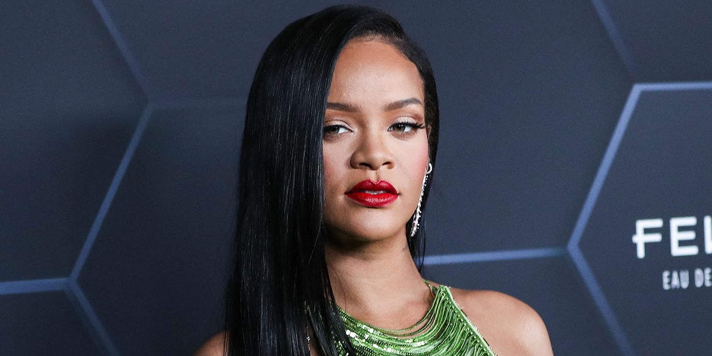 Rihanna Was So Obsessed With This Easy-To-Binge 96% RT Crime Series, She Literally Chased One of Its Stars