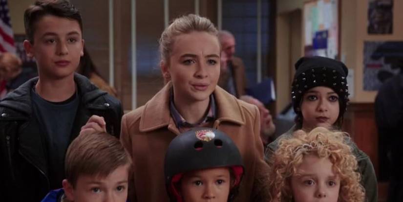Sabrina Carpenter talking to someone in 'Adventures in Babysitting'