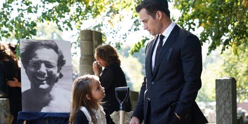 Jon Ecker as Jake Heller and Lara Delikanli as Mia Heller in Doc 