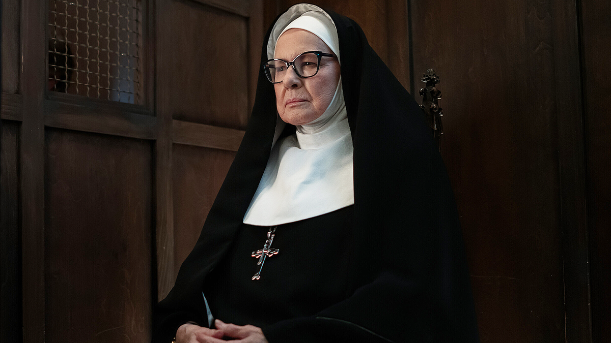 Dianne Wiest in Elsbeth Season 3, Episode 7