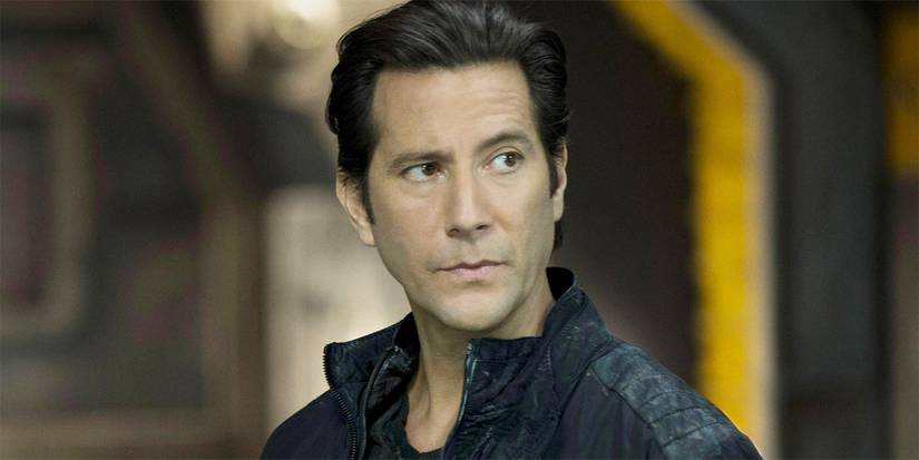 Henry Ian Cusick in The 100