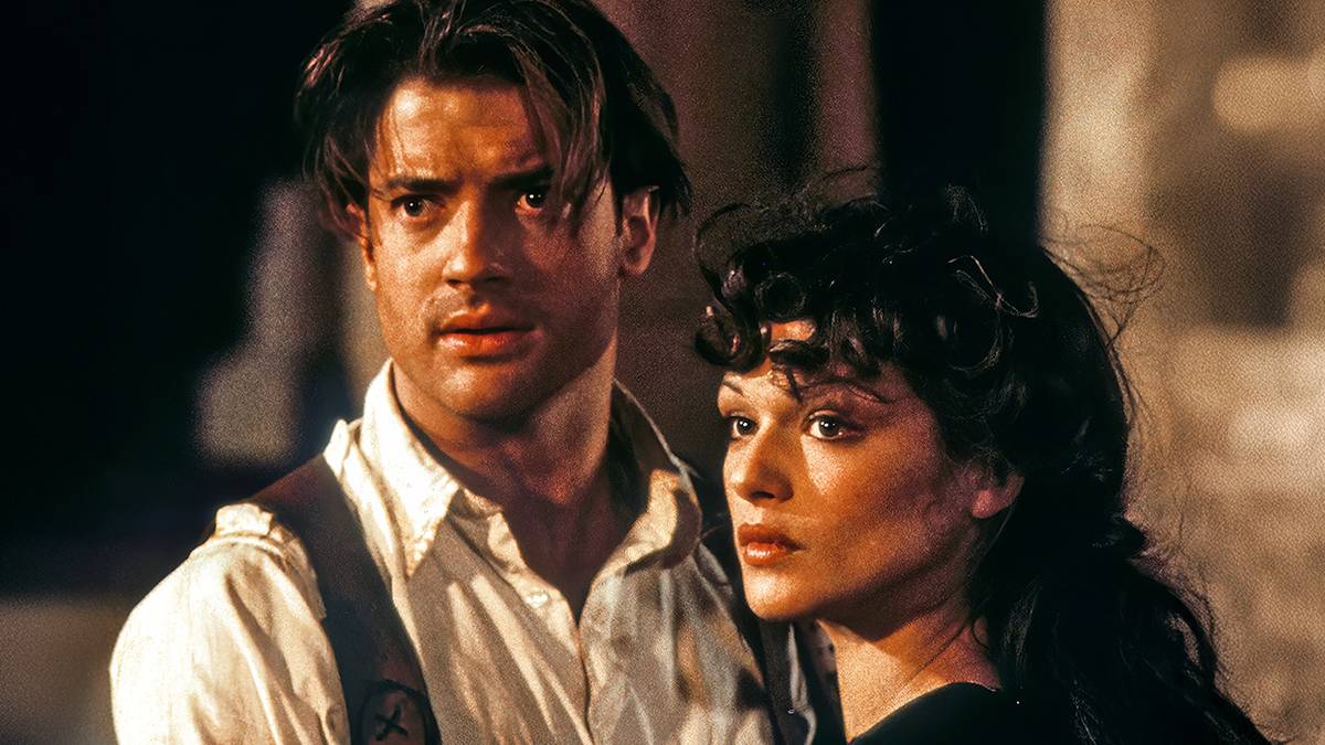 Brendan Fraser and Rachel Weisz in The Mummy