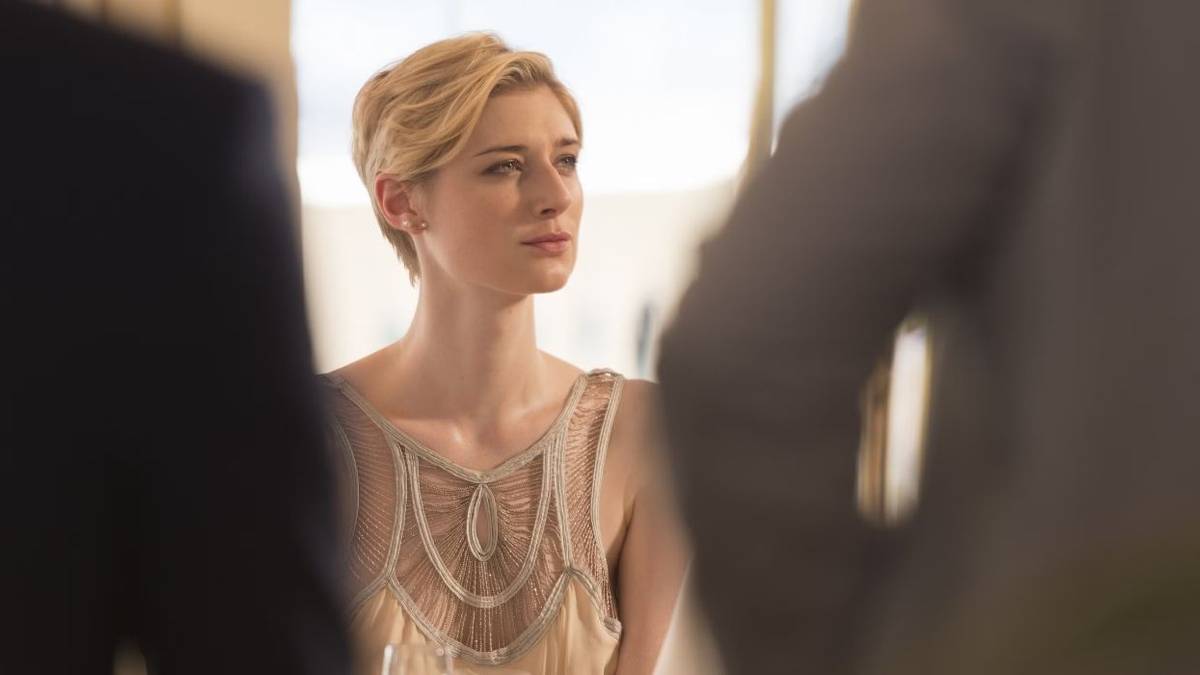 Elizabeth Debicki as Jed in 'The Night Manager'