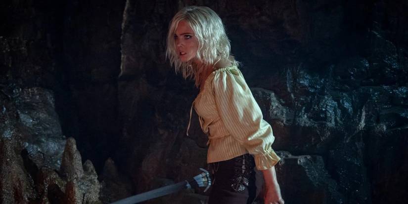 Freya Allan como Ciri em The Witcher