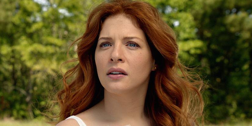 Rachelle Lefevre's Julia looking ahead in Under the Dome