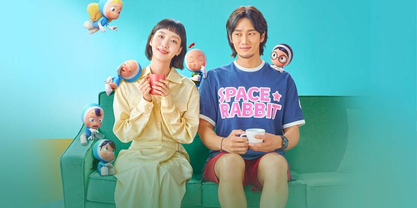 Kim Go-eun and Ahn Bo-hyun sitting on a couch and smiling in Yumi's Cells