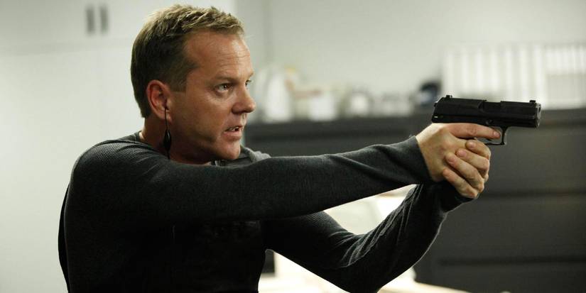 Jack Bauer pointing a gun in the Fox series '24'