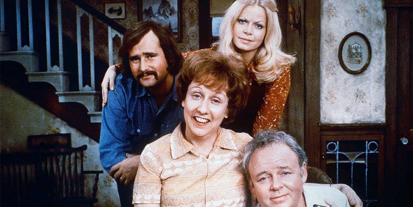 Rob Reiner, Jean Stapleton, Sally Struthers, and Carroll O'Connor in a cast photo for 'All in the Family'.