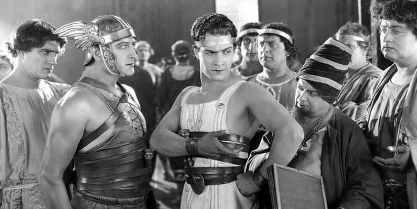 Messala (Francis X. Bushman) confronts Judah Ben-Hur (Ramon Novarro) in 'Ben-Hur: A Tale of the Christ' (1925)