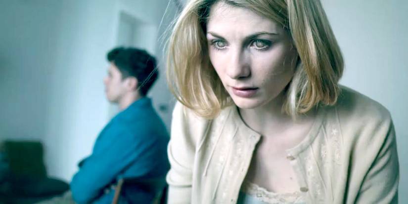 Ffion wearing her eye implants while Liam sits behind her in Black Mirror's The Entire History of You