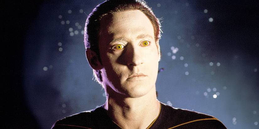 Brett Spiner as Data staring ahead in Star Trek: The Next Generation 