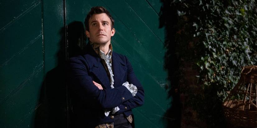 Benedict Bridgerton (Luke Thompson) melihat ke suatu tempat di 'Bridgerton' Musim 4.