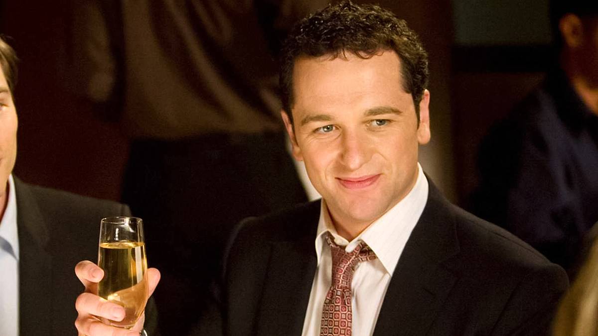 Matthew Rhys and Sally Field's Cozy Family Drama Is the Perfect Binge for 'This Is Us' Fans