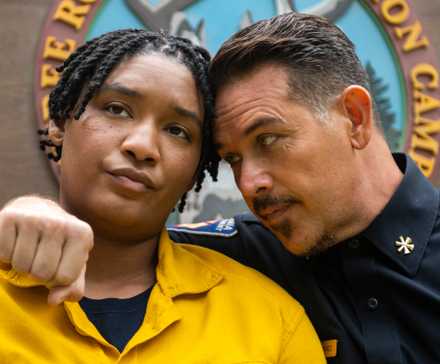 Jules Latimer as Eve and Kevin Alejandro as Manny on Fire Country