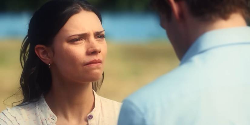 Ruby Bell (Harriet Herbig Matten) crying in Maxton Hall.