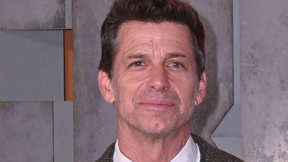 Zack Snyder’s Dream Movie Is Officially Turning Into a Nightmare