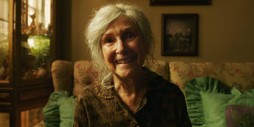 A smiling Mrs. Kersh in 'IT Chapter Two'