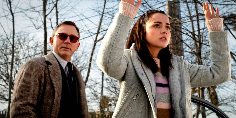 Ana de Armas and Daniel Craig in Knives Out