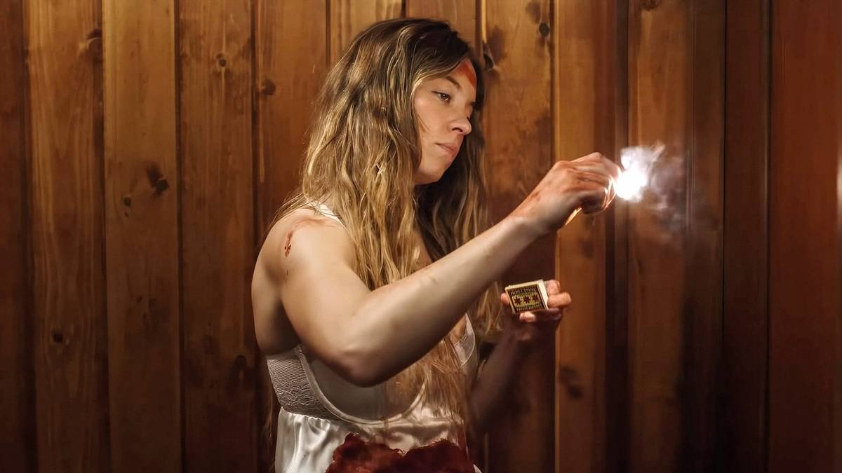 Sydney Sweeney's New Hit Has Overtaken Angelina Jolie's Infamous Erotic Thriller at the Box Office