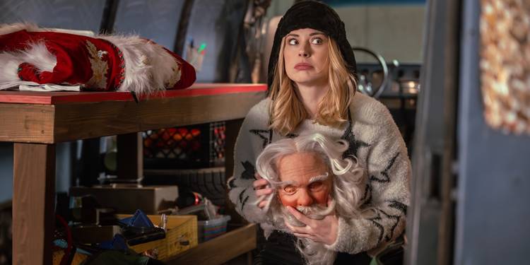 Alexandra Breckenridge as Taylor in My Secret Santa
