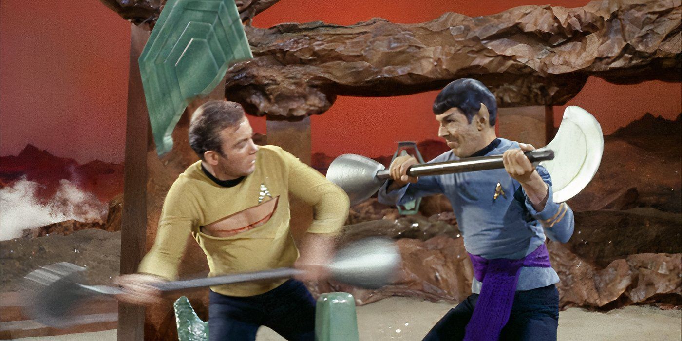star-trek-the-original-series-amok-time-william-shatner-leonard-nimoy 'Star Trek's Best Episode of All Time Is One You Can Rewatch Over and Over Again