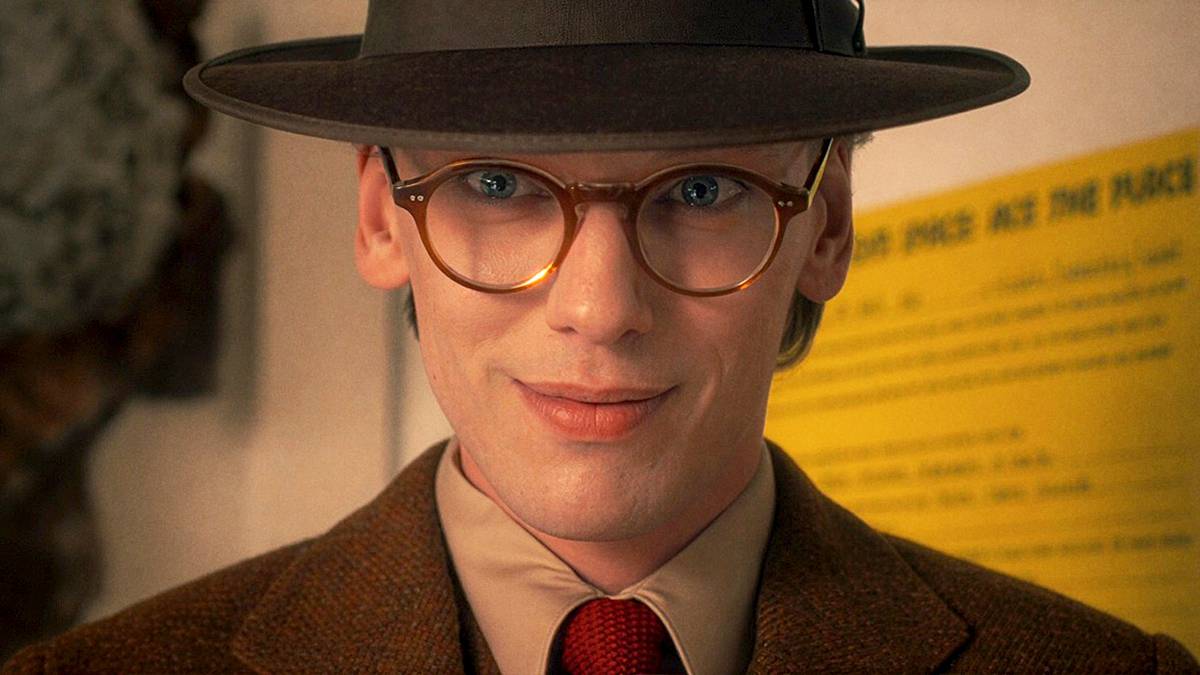 Jamie Campbell Bower as Mr. Whatsit in Chapter 5 of 'Stranger Things.'