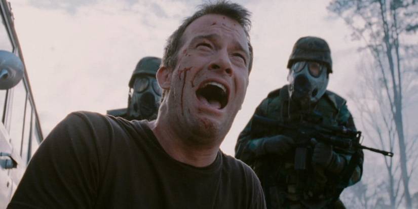 David screams in anguish in the finale of The Mist.