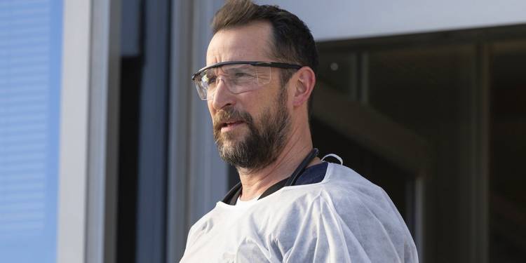 Noah Wyle in The Pitt