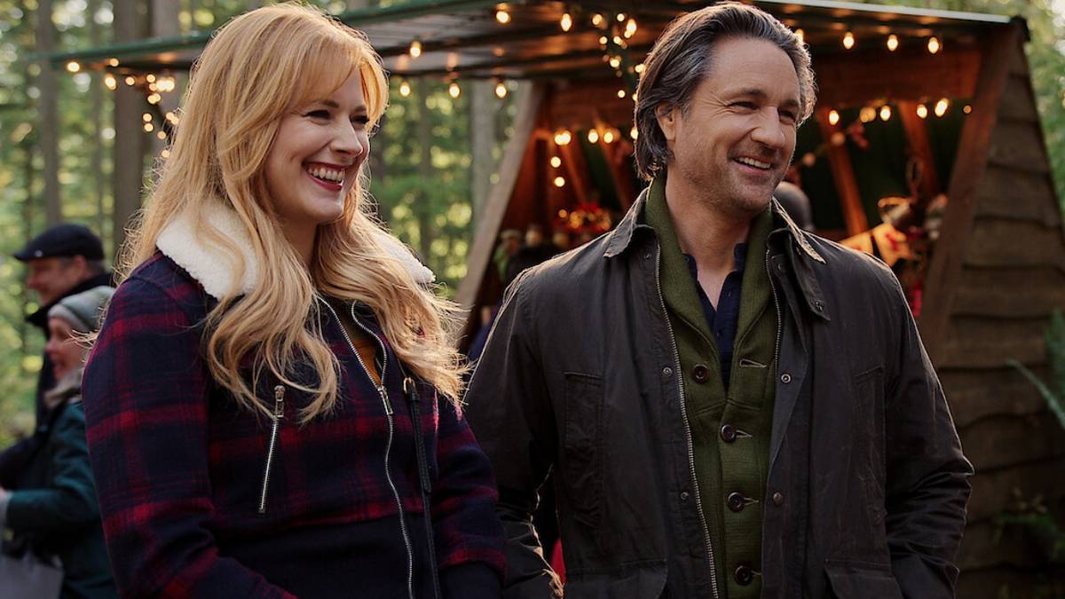 Alexandra Breckenridge and Martin Henderson in 'Virgin River' Season 7.