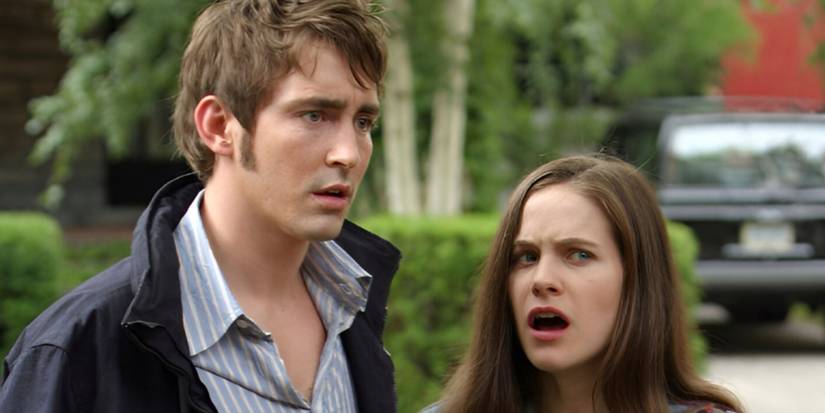 Aaron and Jaye Tyler looking shocked and judgmental in Wonderfalls