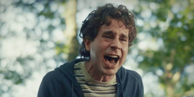 Ben Platt as Evan screaming while crying in 'Dear Evan Hansen', crying