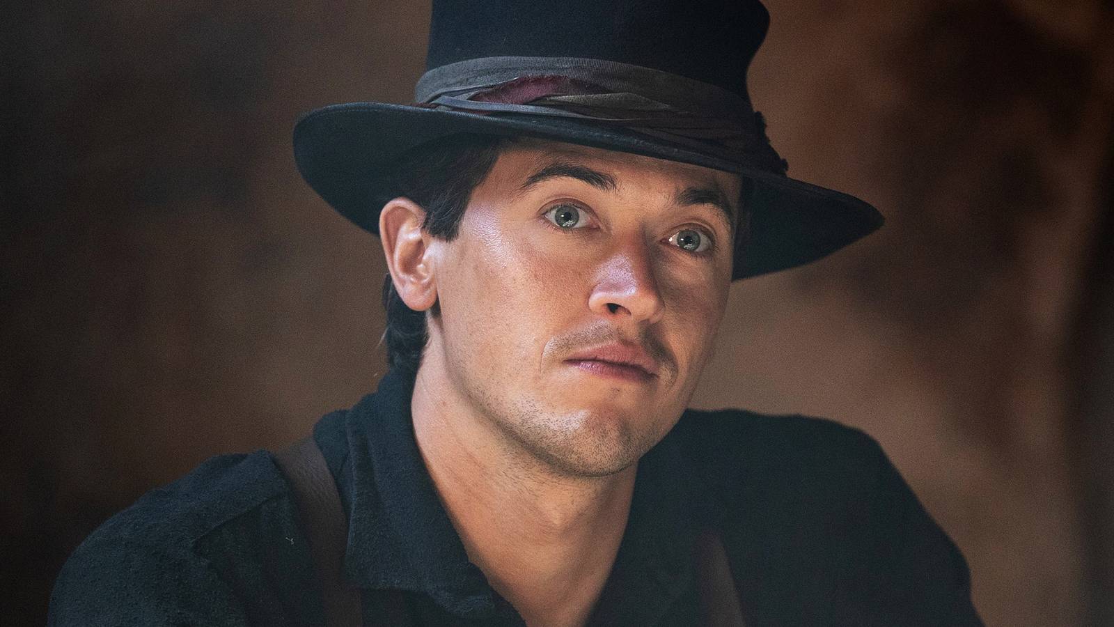 Tom Blythe’s Underrated Western Series Is Your Next Watch After Netflix’s ...