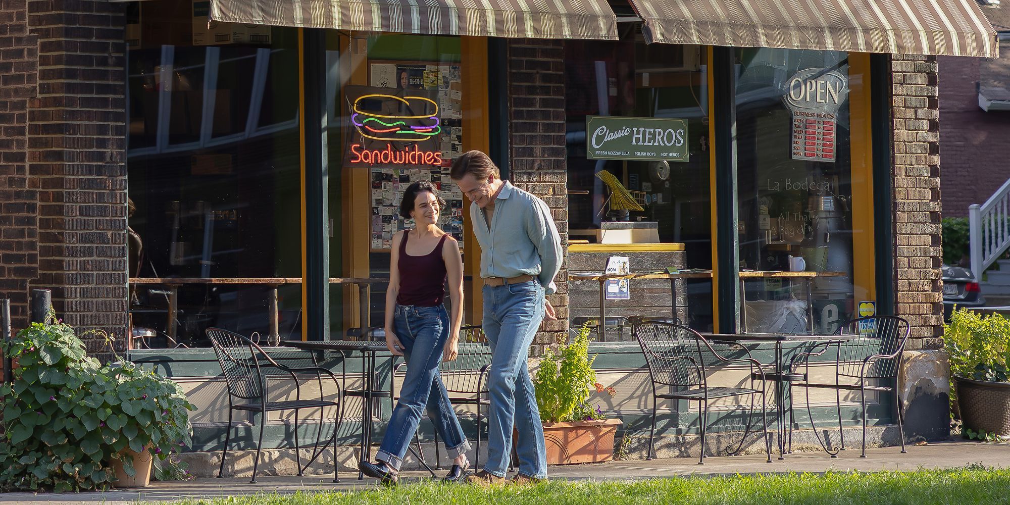 carousel-movie-still-chris-pine-jenny-slate