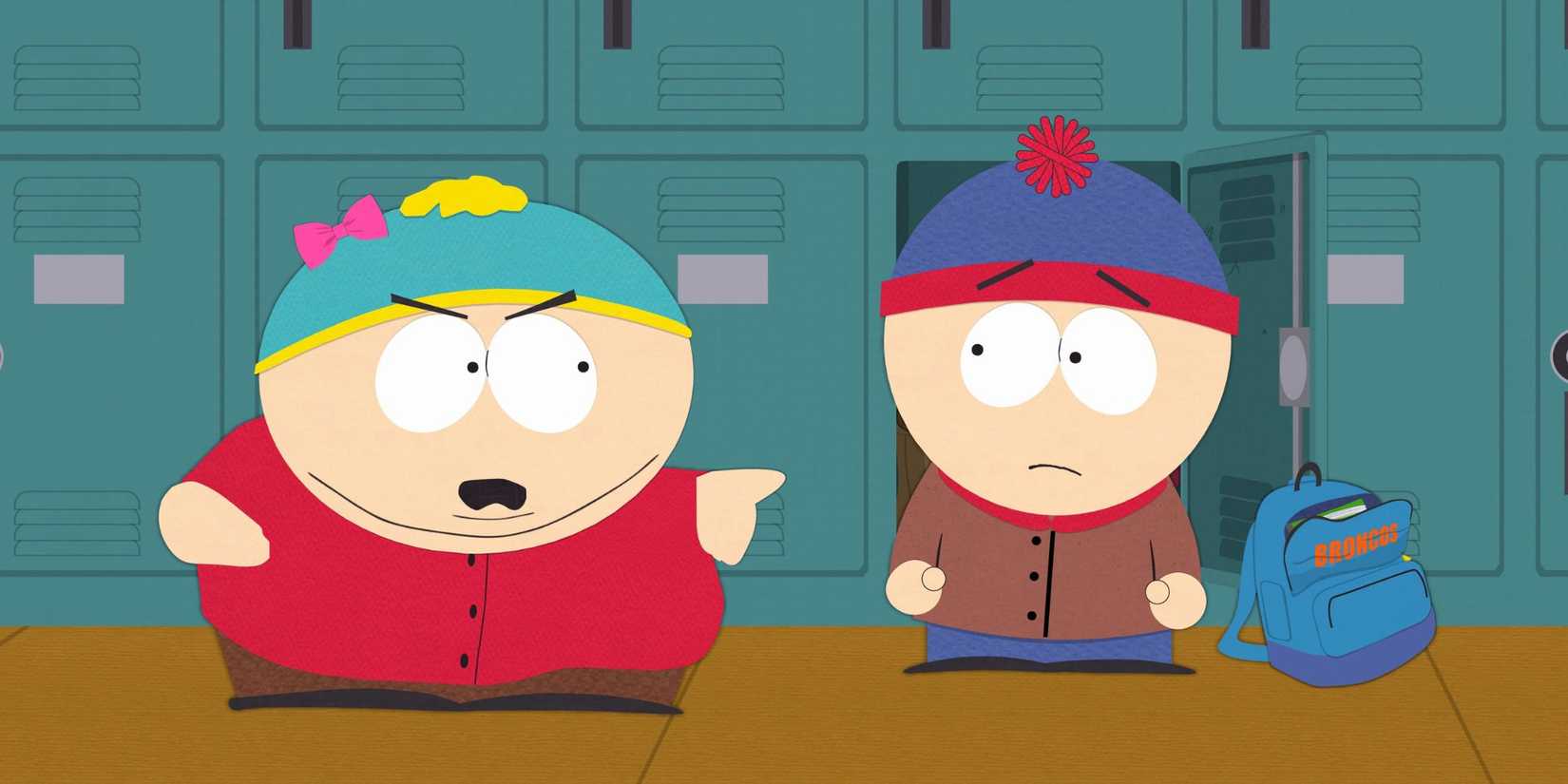 Cartman wearing a bow on his head and yelling at Stan in front of the lockers in South Park episode The Cissy