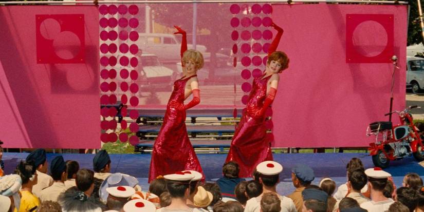 Catherine Deneuve and Françoise Dorléac sing in ‘The Young Girls of Rochefort’