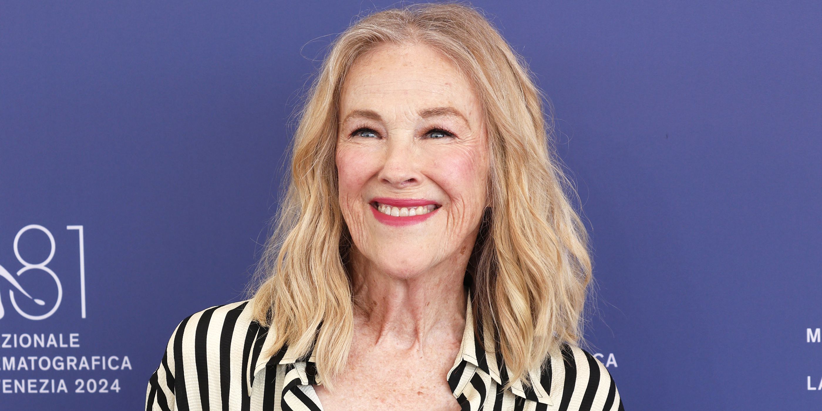 Catherine O'Hara on the red carpet