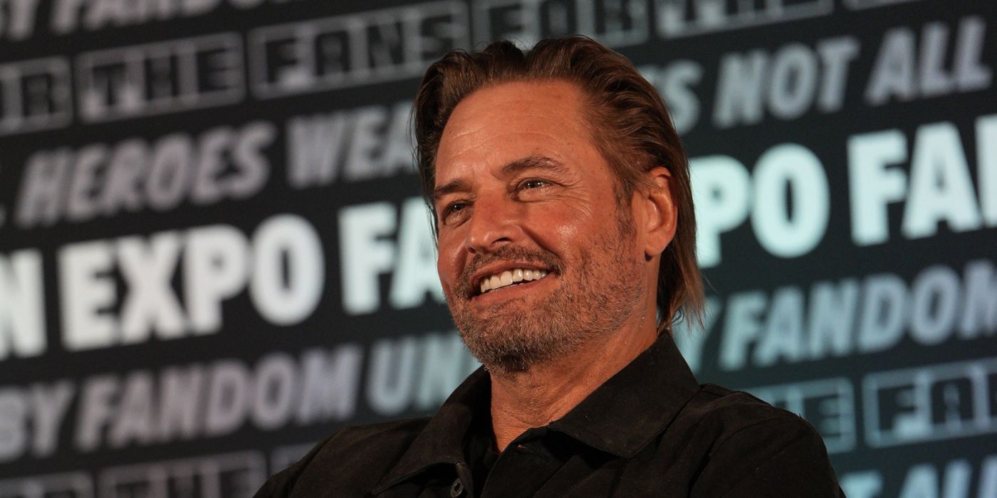 JOSH HOLLOWAY AT FAN EXPO PORTLAND 