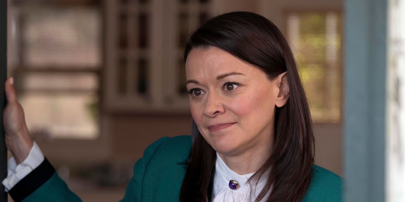 THE GOOD PLACE, Maribeth Monroe, 'Dance Dance Resolution', (Season 2, Episode 203, aired Sept. 20, 2017). photo: Colleen Hayes / © NBC / courtesy Everett Collection