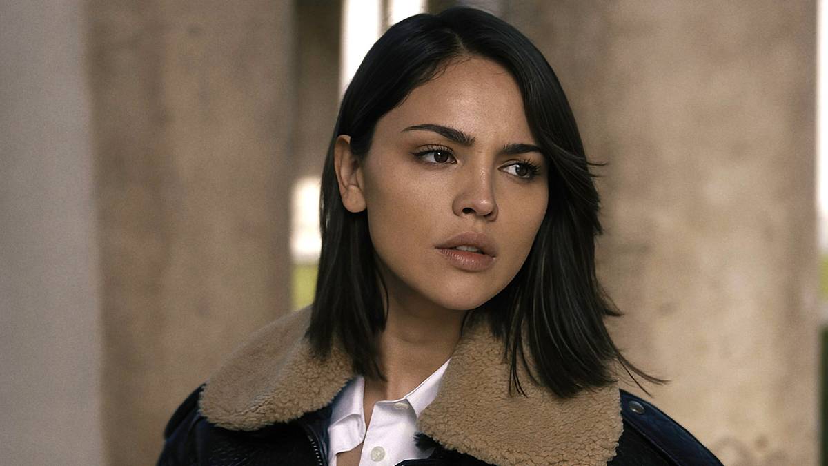 Guy Ritchie's Ambitious Indiana Jones Replacement on Apple TV Nails One Thing Perfectly