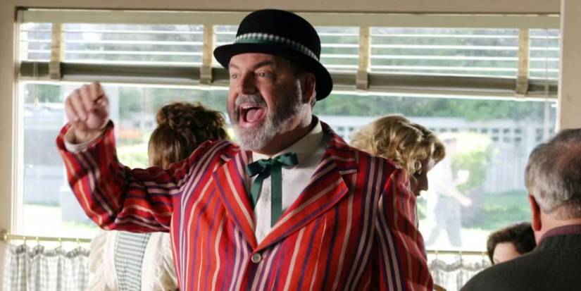 Michael Winters as Taylor Doose in 'Gilmore Girls' Season 4.