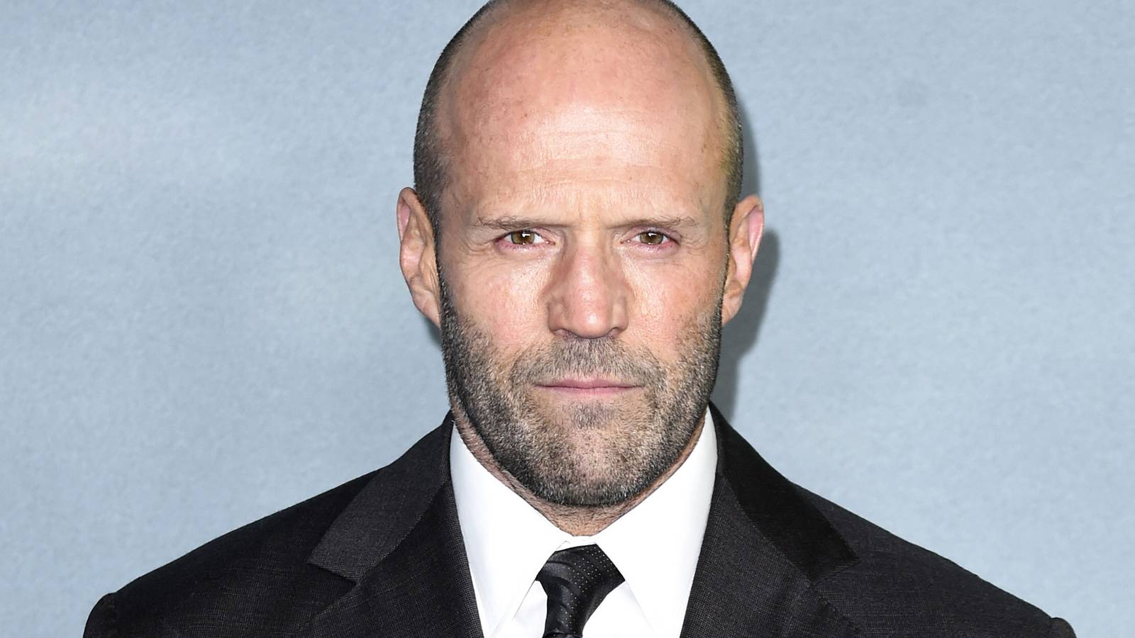 Watch Tom Cruise and Jason Statham’s 120-Minute "Moody Neo-Noir" Game-Changer for Free