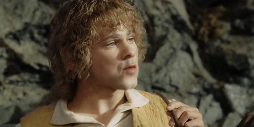 Meriadoc "Merry" Brandybuck (Dominic Monaghan) smokes some pipeweed in 'The Lord of the Rings: The Return of the King'