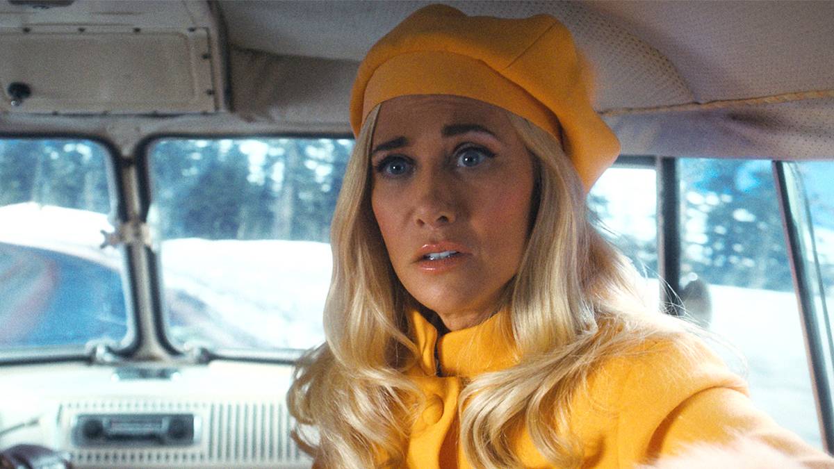 Kristen Wiig & Ricky Martin Tease Explosive 'Palm Royale' Season 3