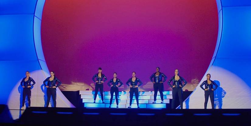 The Barden Bellas perform at the Kennedy Center in 'Pitch Perfect 2.'