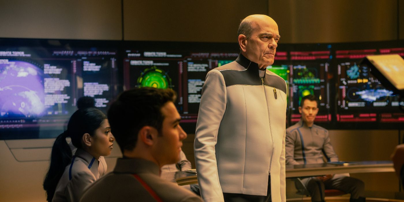 After 30 Years, Star Trek Just Quietly Rewrote a Classic ‘Voyager’ Episode