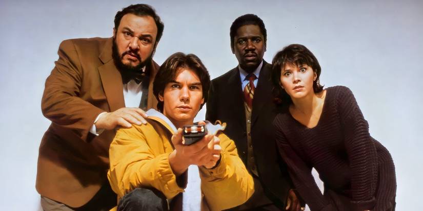 Arturo, Quinn, Rembrandt, and Wade staring with concern in Sliders