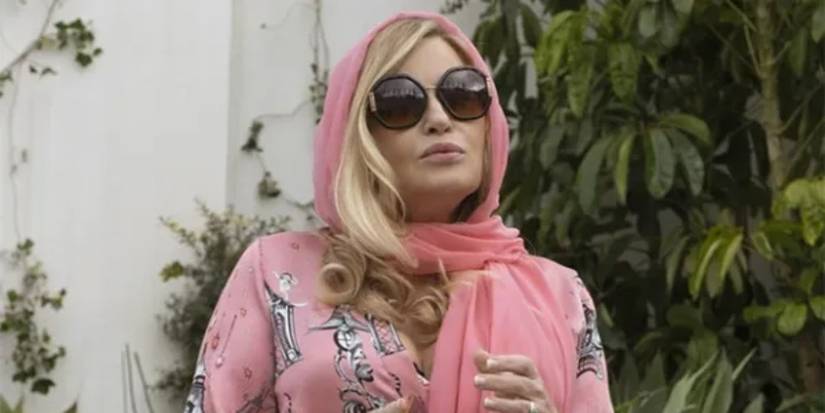Jennifer Coolidge as Tanya in 'The White Lotus' Season 2.