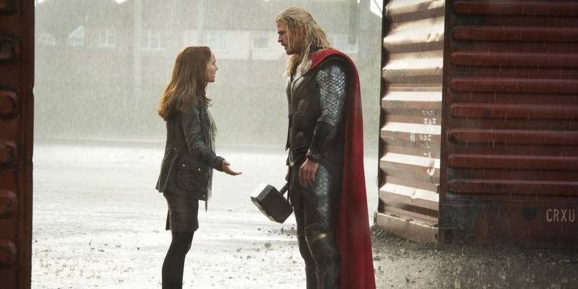 thor-the-dark-world-chris-hemsworth-natalie-portman