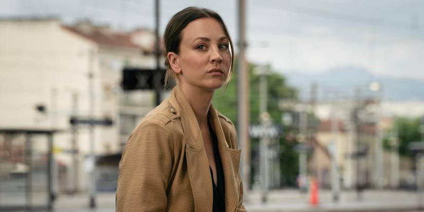 Kaley Cuoco di Hilang Episode 2