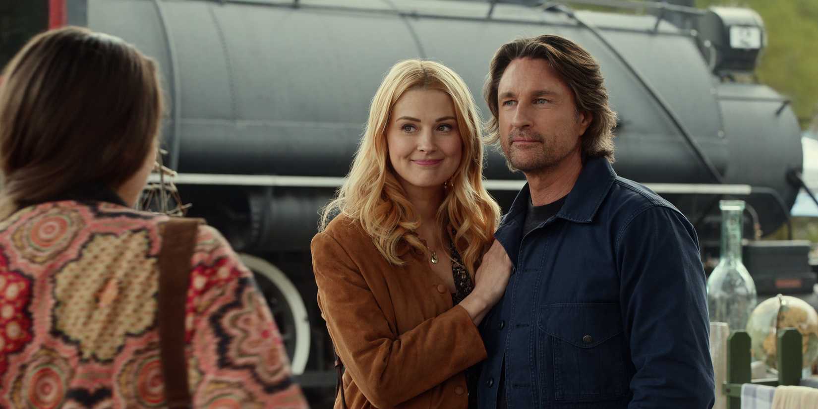 Alexandra Breckenridge and Martin Henderson in 'Virgin River' Season 7.